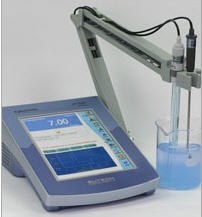 pH Meter (Benchtop) "Eutech" Model CyberScan pH 6000